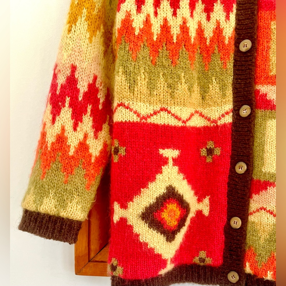 Vintage Pink and Cream Patterned Cardigan - Picture 4 of 6